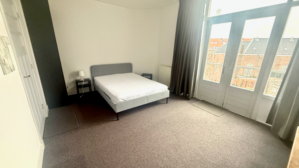 Medium property photo - Vondelstraat, 2513 EW Den Haag